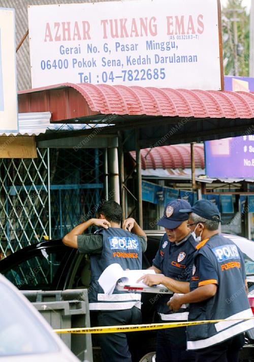 KD08_13012011_POLIS_KEDAI