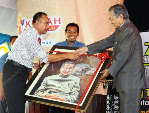 KD08_14112013_TUN_MAHATHIR