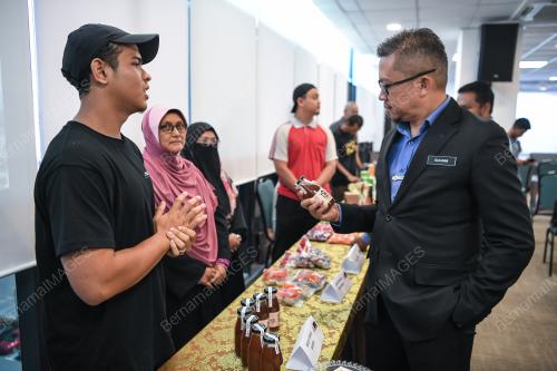 ISMASUHAIMI SHARIFF