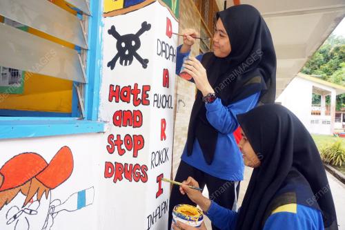 KD08_16092019_DADAH_201909161146