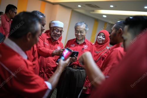 TUN DR MAHATHIR MOHAMAD