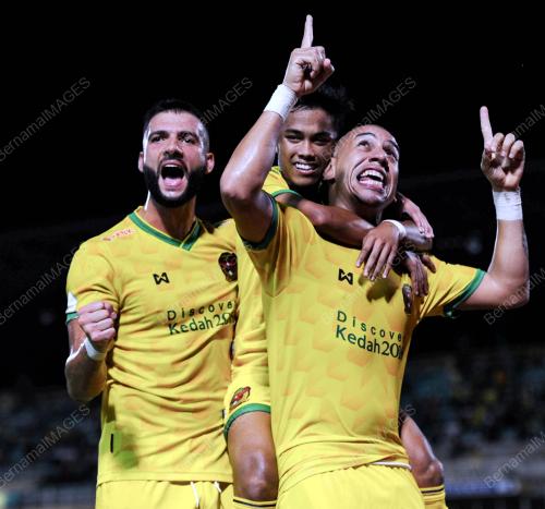 KD08_18052016_BOLA