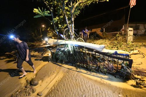 KD08_18082021_BANJIR