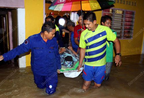 KD08_22112014_BANJIR