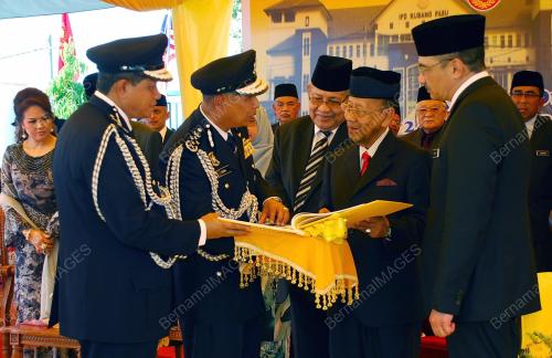 SULTAN ABDUL HALIM MU'ADZAM SHAH