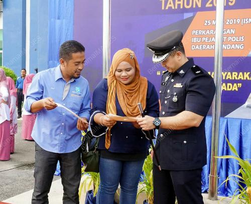 KD08_25032019_POLIS