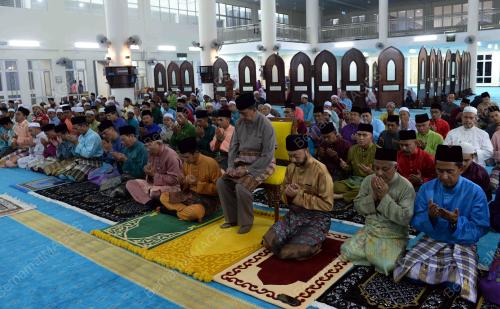 KD08_25052018_ZAKAT_BN201805259345