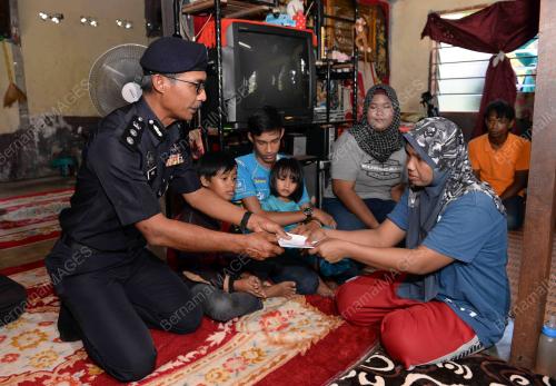 KD08_30082018_POLIS