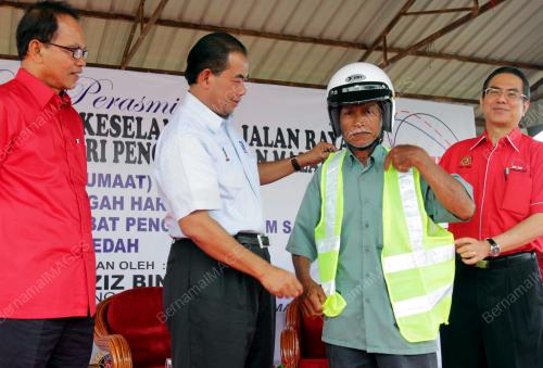 KD09_01112013_PRK_TOPI