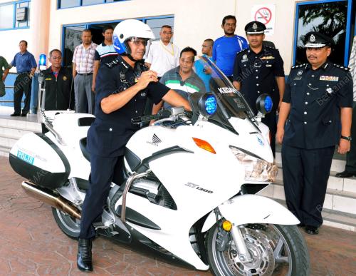 DATUK AHMAD IBRAHIM