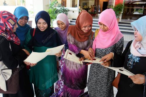 KD09_02042014_MUKHRIZ_SIJIL