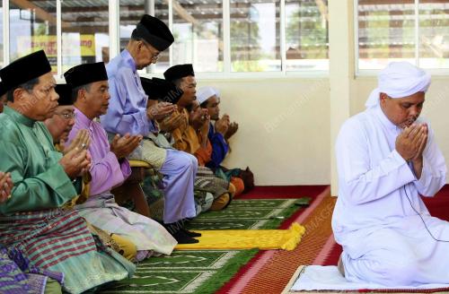 KD09_04042014_AGONG