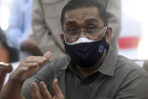 DATUK SERI TAKIYUDDIN HASSAN