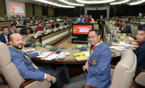 DATUK SERI MUKHRIZ MAHATHIR