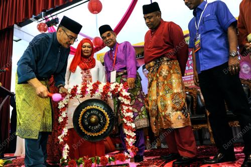 KD09_08072017_UMNO