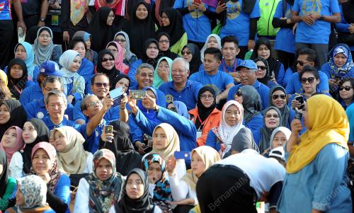KD09_12022017_NAJIB_GEN_Y