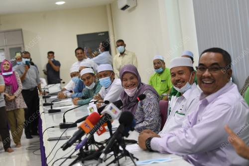 DUA ADUN KEDAH KELUAR PARTI