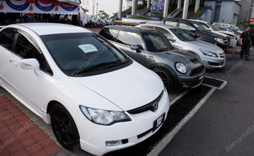 KD09_13012014_CURI_KERETA