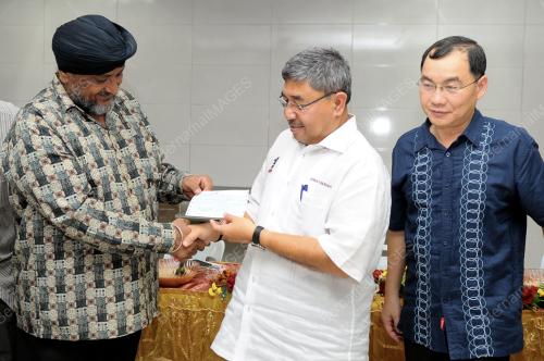 KD09_13042013_SIKH_SUMBANGAN