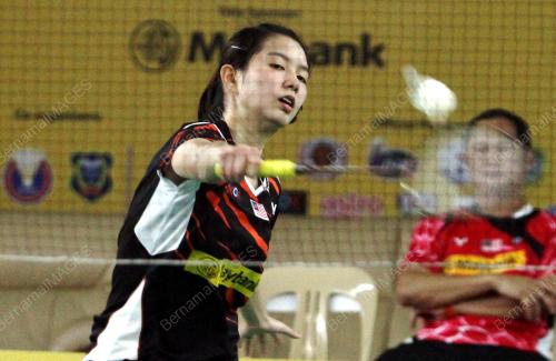 KD09_13112015_BADMINTON