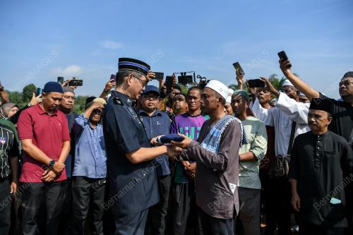 ANGGOTA FRU KEBUMI