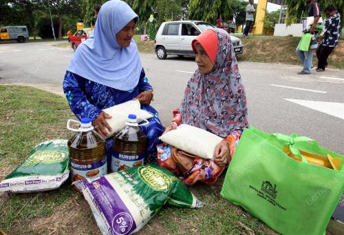 KD09_14072014_BANTUAN_RAYA