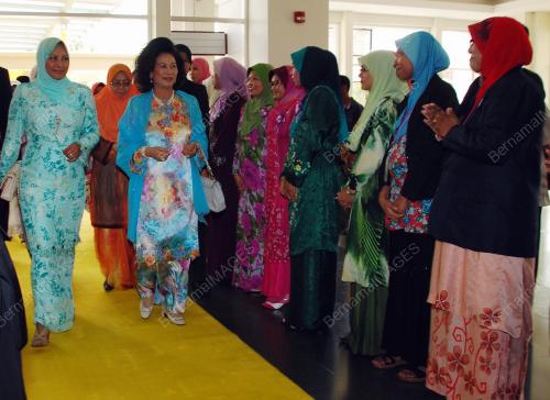 TUNKU NUR ZAHIRAH