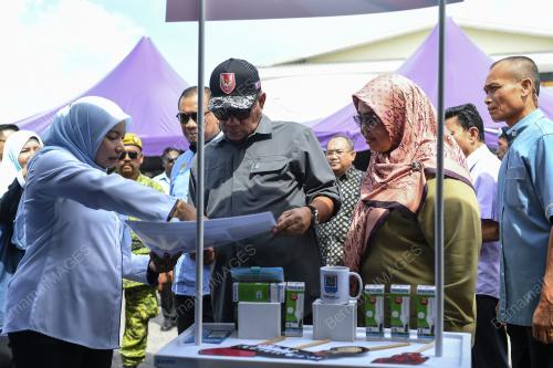 DATUK SERI SAIFUDDIN NASUTION ISMAIL