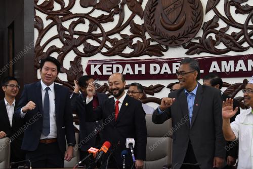 DATUK SERI MUKHRIZ TUN MAHATHIR