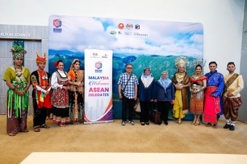 DATIN SERI SETIA DR ROMAIZAH MD SALLEH