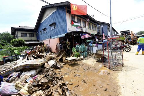 KD09_20082021_BANJIR_KILAT