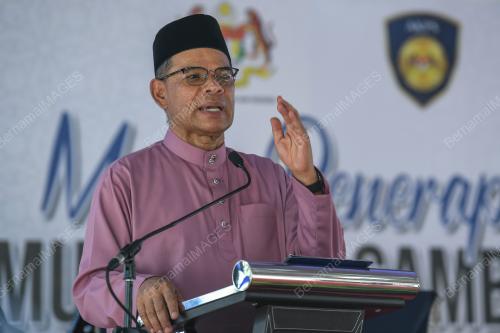 DATUK SERI SAIFUDDIN NASUTION ISMAIL