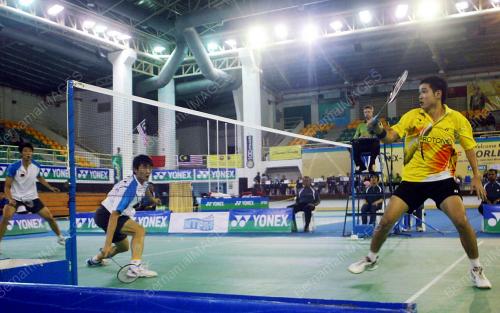 BADMINTON REMAJA AKHIR
