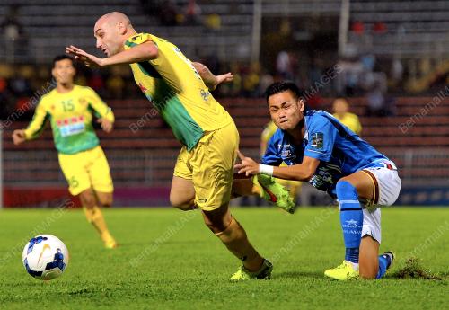 KD09_27082014_BOLA