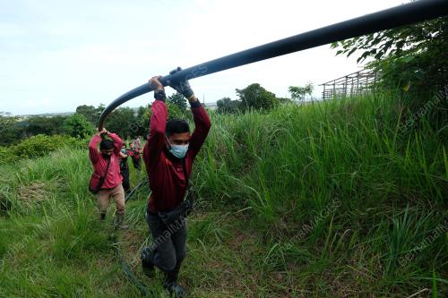 SUKARELAWAN BANJIR DI YAN