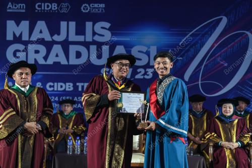 DATUK MOHD ZAID ZAKARIA