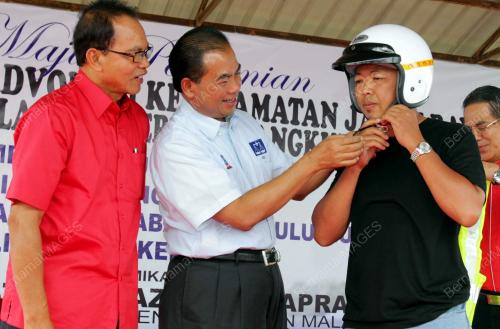 KD10_01112013_PRK_TOPI