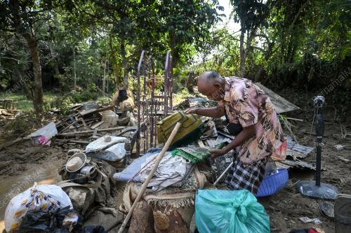 BANJIR BALING