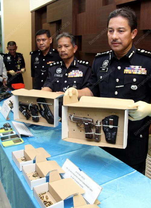 KD10_08012015_POLIS