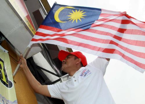 KD10_14082013_KEDAH_BENDERA