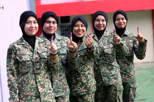 PENGUNDIAN AWAL PRU15