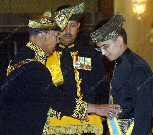 SULTAN ABDUL HALIM MU'ADZAM SHAH