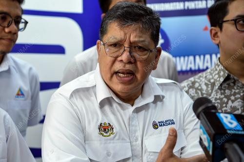 TAN SRI JOHARI ABDUL