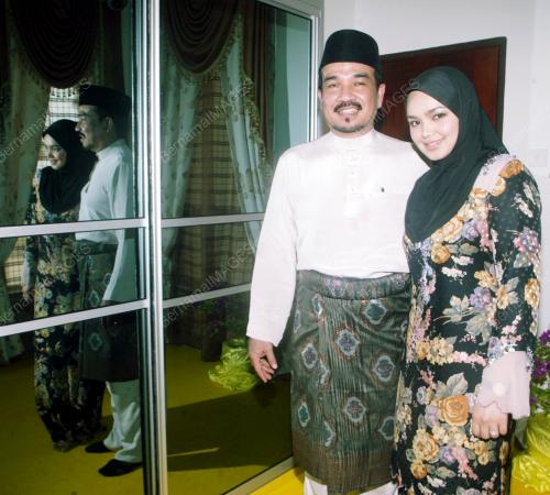 KD10_19022011_KHALID_SITI_2