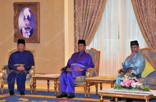 KD10_22072014_AGONG