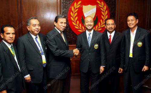 KD10_24072013_MUKHRIZ_KFA