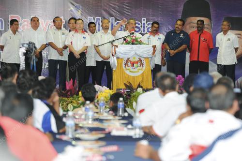 TAN SRI MUHYIDDIN YASSIN