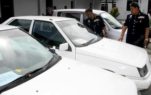 KD10_28032013_POLIS_KERETA