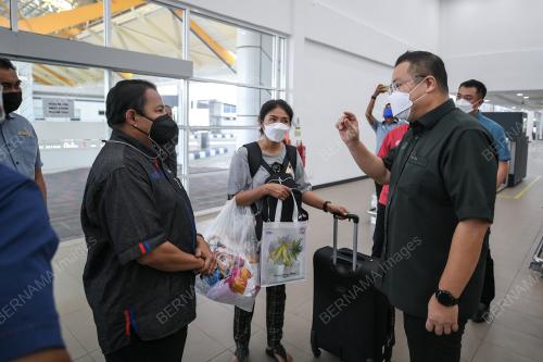 DATUK DR ROBERT LING EE
