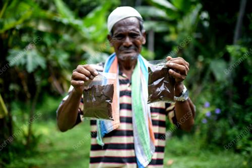 PENGUSAHA KOPI KAMPUNG